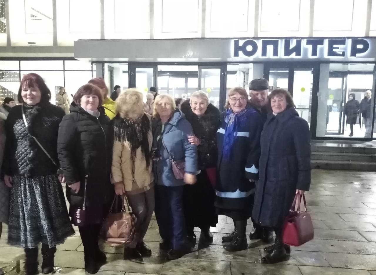 Группа пенсионеров побывала на концерте А.Малинина